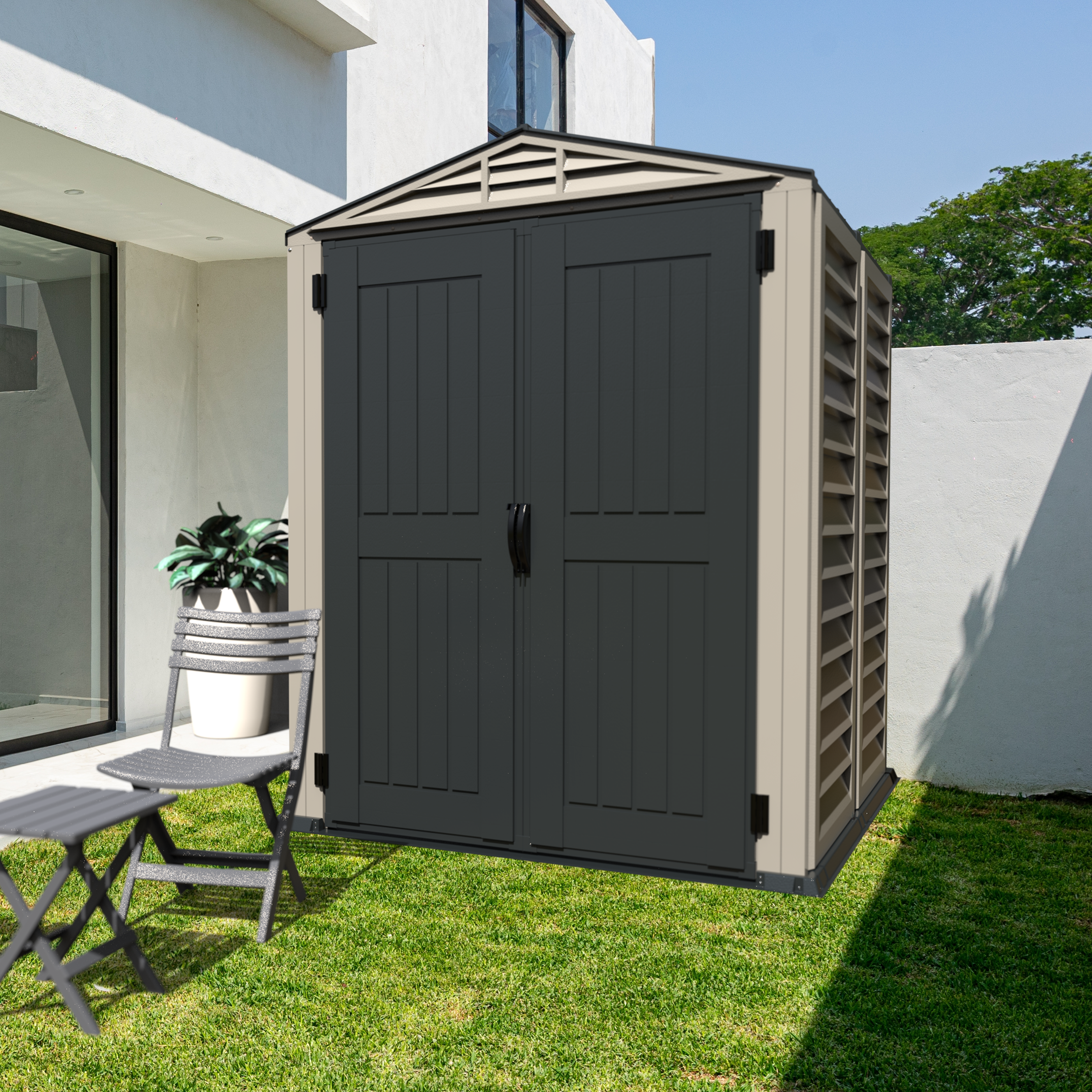 Duramax YardMate Plus 5 ft. 6 in. x 5ft. 6 in. Gray Vinyl Storage Shed with Molded Floor