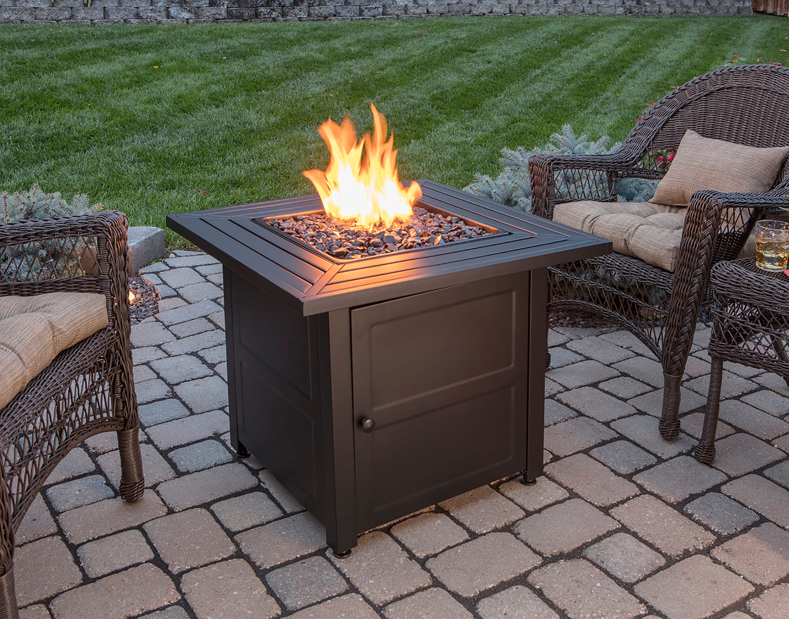 Endless Summer LP Gas Outdoor Fire Pit 30-in. Mantel (Multiple Options) - Backyard Livings