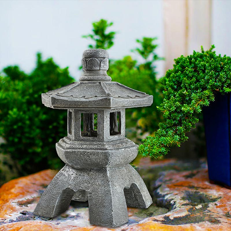 Solar Pagoda Garden Lamp