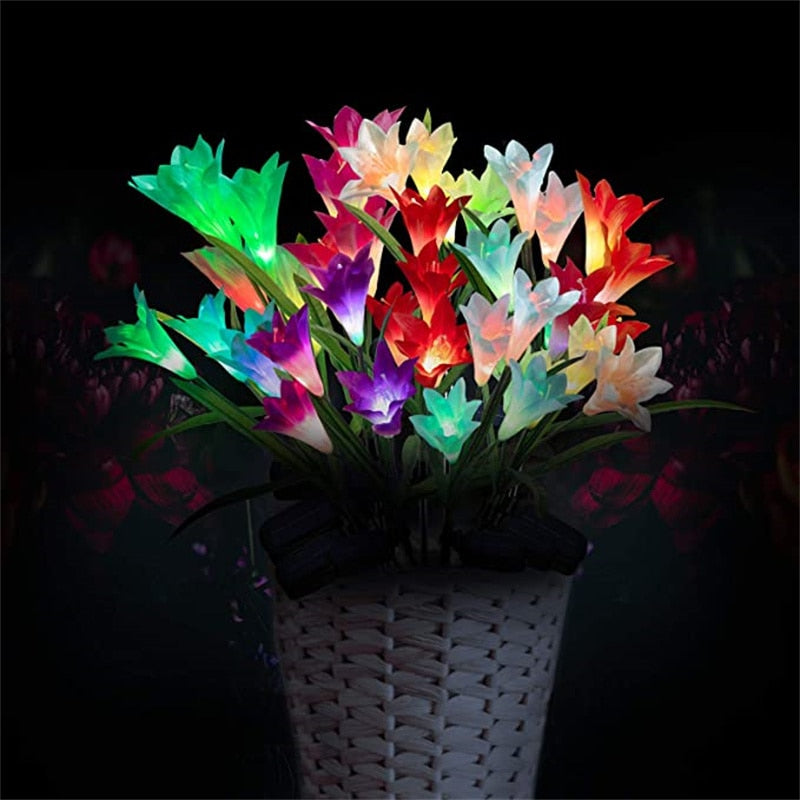 Lily Solar Flower Lights for the Backyard