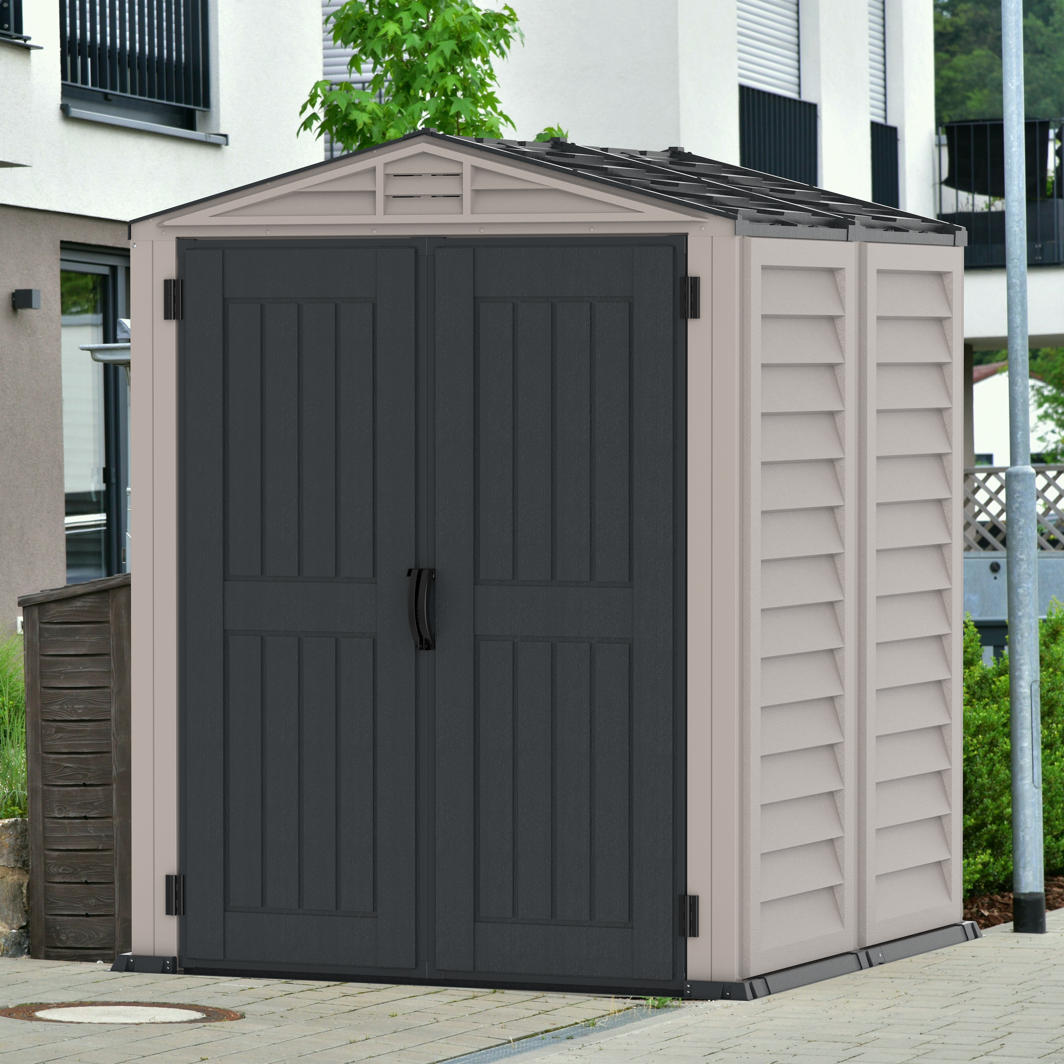 Duramax Vinyl Sheds Duramax YardMate Plus 5 ft. 6 in. x 5ft. 6 in. Gray Vinyl Storage Shed with Molded Floor
